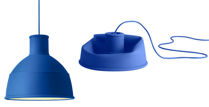 Lampa Muuto Unfold je vyrobena ze silikonové gumy