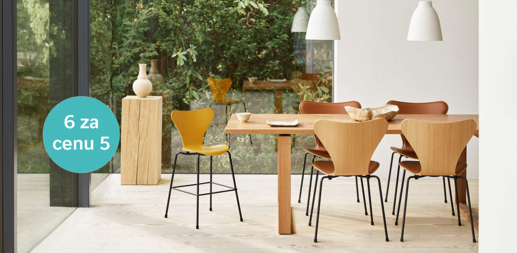 Výhodná nabídka: stohovatelné židle od Arne Jacobsena