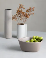 Servírovací mísa Curve M, warm grey