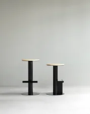Barová stolička Pole 65, pine / black
