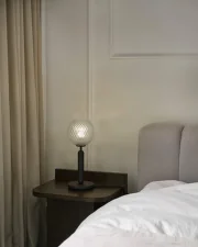 Stolní lampa Miira, rock grey/optic clear
