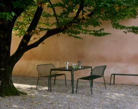 Lavička Thorvald SC111, warm black