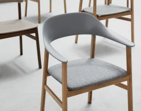 Židle Herit Armchair Smoked Oak čalouněná, grey