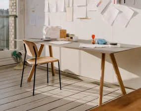 Stůl Copenhague CPH 30, water-based lacquered oak