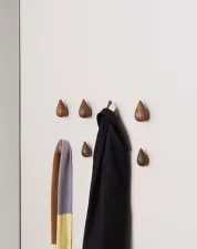 Věšáky Dropit Small, walnut