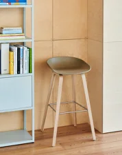Barová stolička AAS 32 High Lacquered Oak Veneer, fall green