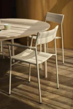 Jídelní židle Vev s područkami, grey beige