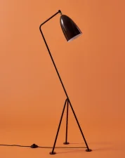 Stojací lampa Gräshoppa, walnut brown glossy