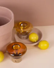 Svícen Muffins, amber / oak