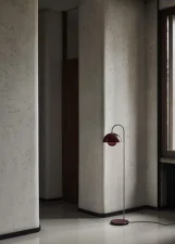 Stojací lampa Flowerpot VP12, dark plum