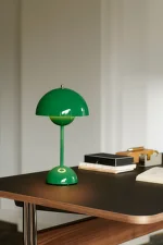 Přenosná lampička Flowerpot VP9, signal green