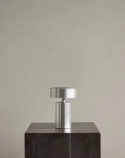 Přenosná lampa Column, brushed aluminium