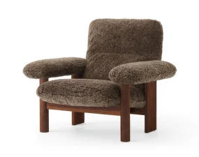Křeslo Brasilia Lounge Chair, Sheepskin root/walnut