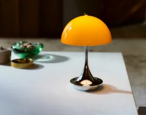 Přenosná lampa Panthella 160 V3, chrome original opal orange