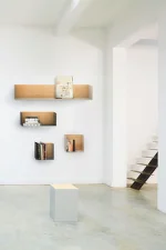 Police U shelf M, oak/white