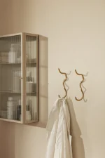 Háček Curvature Hook, brass