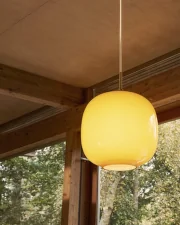 Závěsné svítidlo VL 45 Radiohus Ø250, amber
