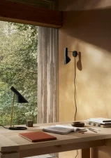 Stojací lampa AJ, black/brass