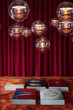 Závěsné svítidlo VP Globe Ø40, brass/red/blue