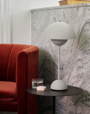 Stolní lampa Flowerpot VP3, matt light grey