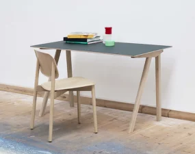 Stůl Copenhague CPH 90, water-based lacquered oak/green linoleum