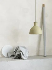 Závěsná lampa Unfold, olive