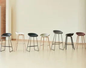 Barová stolička AAS 33 High Black Oak Veneer, Hallingdal 153