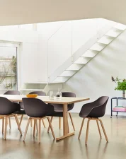 Židle AAC 222 Lacquered Oak Veneer, raisin
