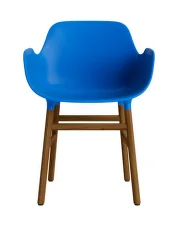Židle Form s područkami, bright blue/walnut