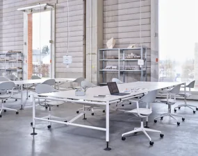 Kancelářská židle Mynt Plastic s kolečky, light grey