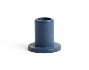 Svícen Tube Concrete Small, midnight blue