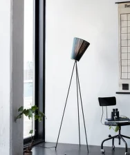 Ex-display stojací lampa Oslo Wood, black