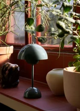 Přenosná lampička Flowerpot VP9, stone blue