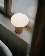 Přenosná stolní lampa Karl-Johan, ochre yellow