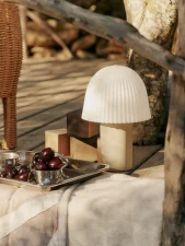 Přenosná lampa Frill, cashmere/white