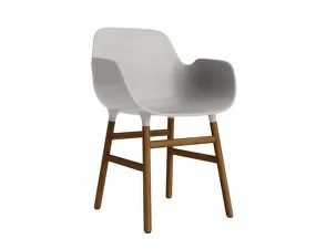 Židle Form s područkami, warm grey/walnut