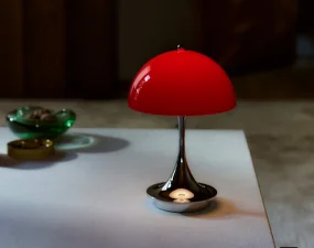 Přenosná lampa Panthella 160 V3, chrome original opal red