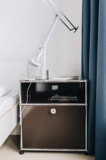 Noční stolek USM Haller M55, anthracite