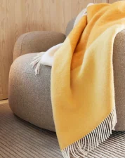 Deka Echo, yellow