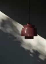 Závěsná lampa Utzon JU1, dark burgundy
