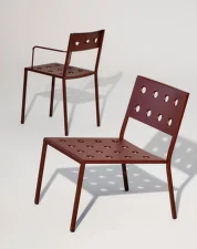 Křeslo Balcony Lounge Armchair, iron red