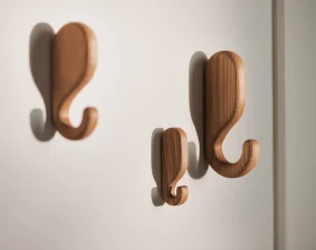 Nástěnný věšák Nob 11.5 cm, solid oiled oak