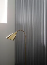 Stojací lampa Bellevue AJ7, black & brass