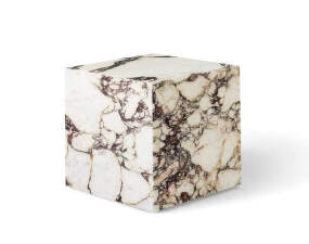 Odkládací stolek Plinth Cubic, Calacatta Viola