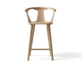 Barová stolička In Between, bíle olejovaný dub
