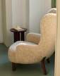 kreslo-Petra VB3 Lounge Chair, walnut / sheepskin Moonlight