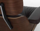 Křeslo Eames Lounge Chair Walnut Dark, Leather Natural F68 Chocolate