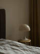 Stolní lampa Panthella 320, opal beige