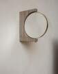 zrcadlo-Pepe Marble Wall Mirror, brass / honed brown marble