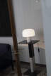 Stolní lampa Bellhop Glass T, white